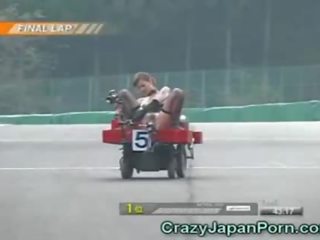 Αστείο ιαπωνικό βρόμικο ταινία race!